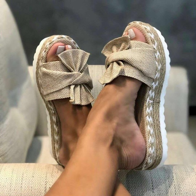 Orthopädische Damen-Sandalen: Modisch & bequem