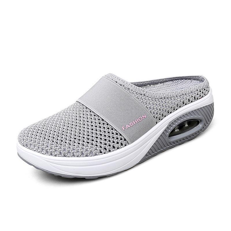 Orthopädische Slipper mit Luftkissen für optimalen Komfort