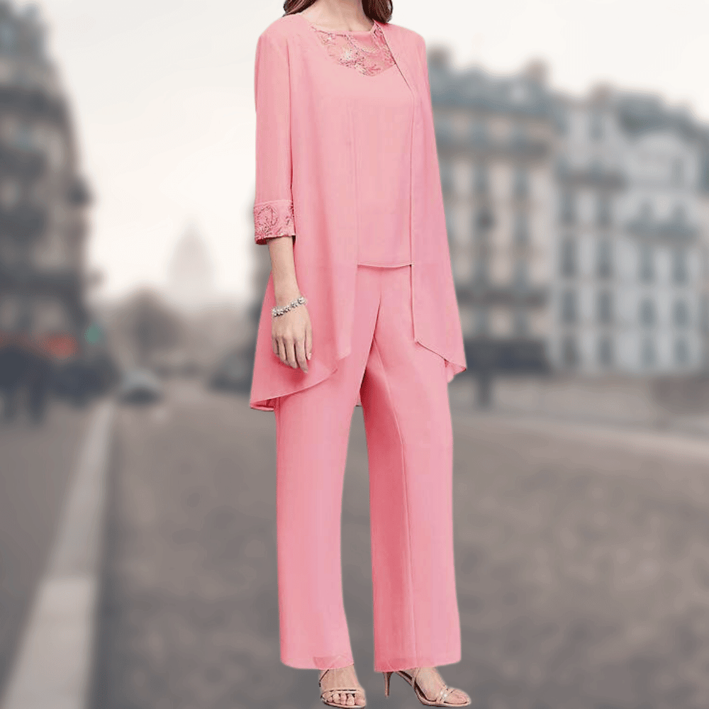 Dreiteiliges Damen-Ensemble: Eleganz & Komfort