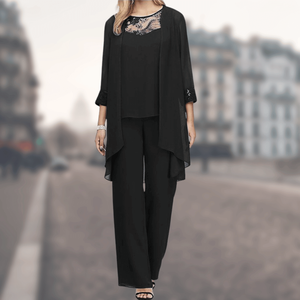 Dreiteiliges Damen-Ensemble: Eleganz & Komfort