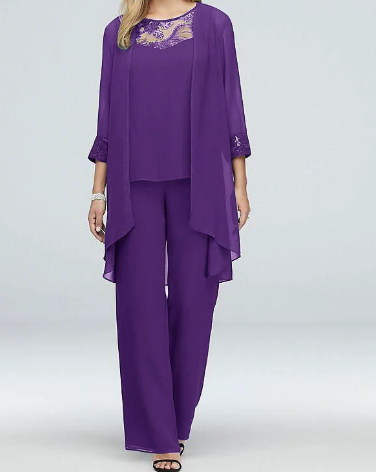 Dreiteiliges Damen-Ensemble: Eleganz & Komfort