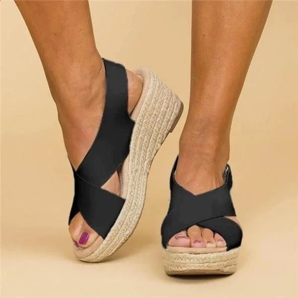 Bequeme Damen-Sommersandalen mit Dämpfung und breiter Sohle
