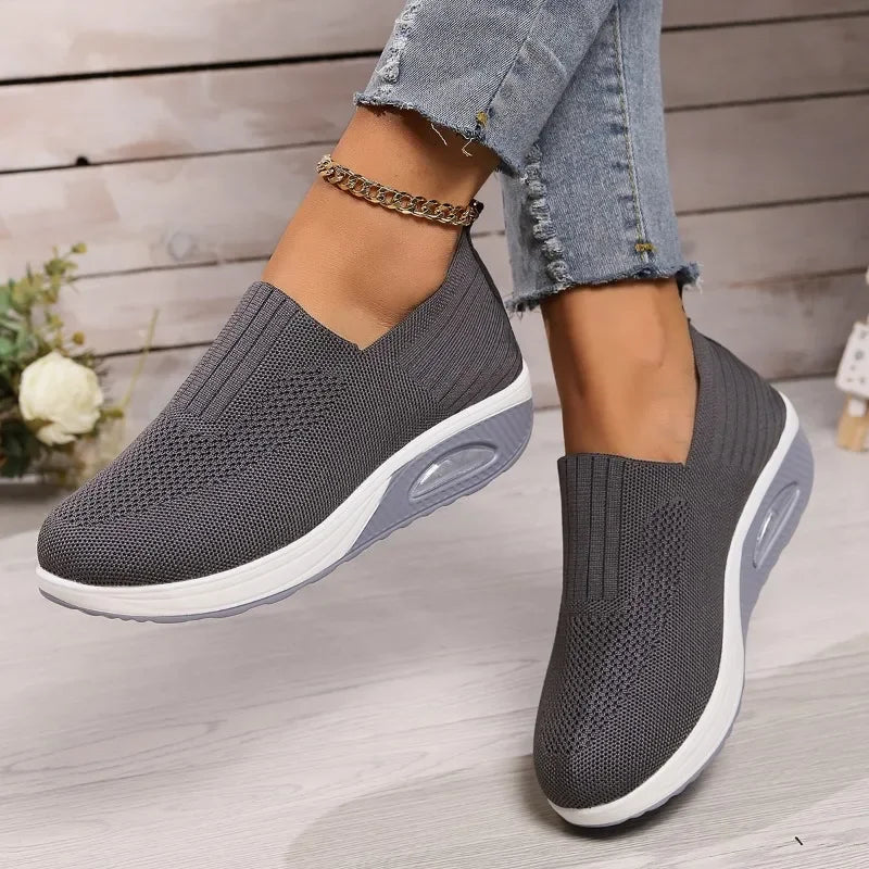 Damen Orthopädische Sneaker: Atmungsaktiv, Rutschfest & mit Luftpolster
