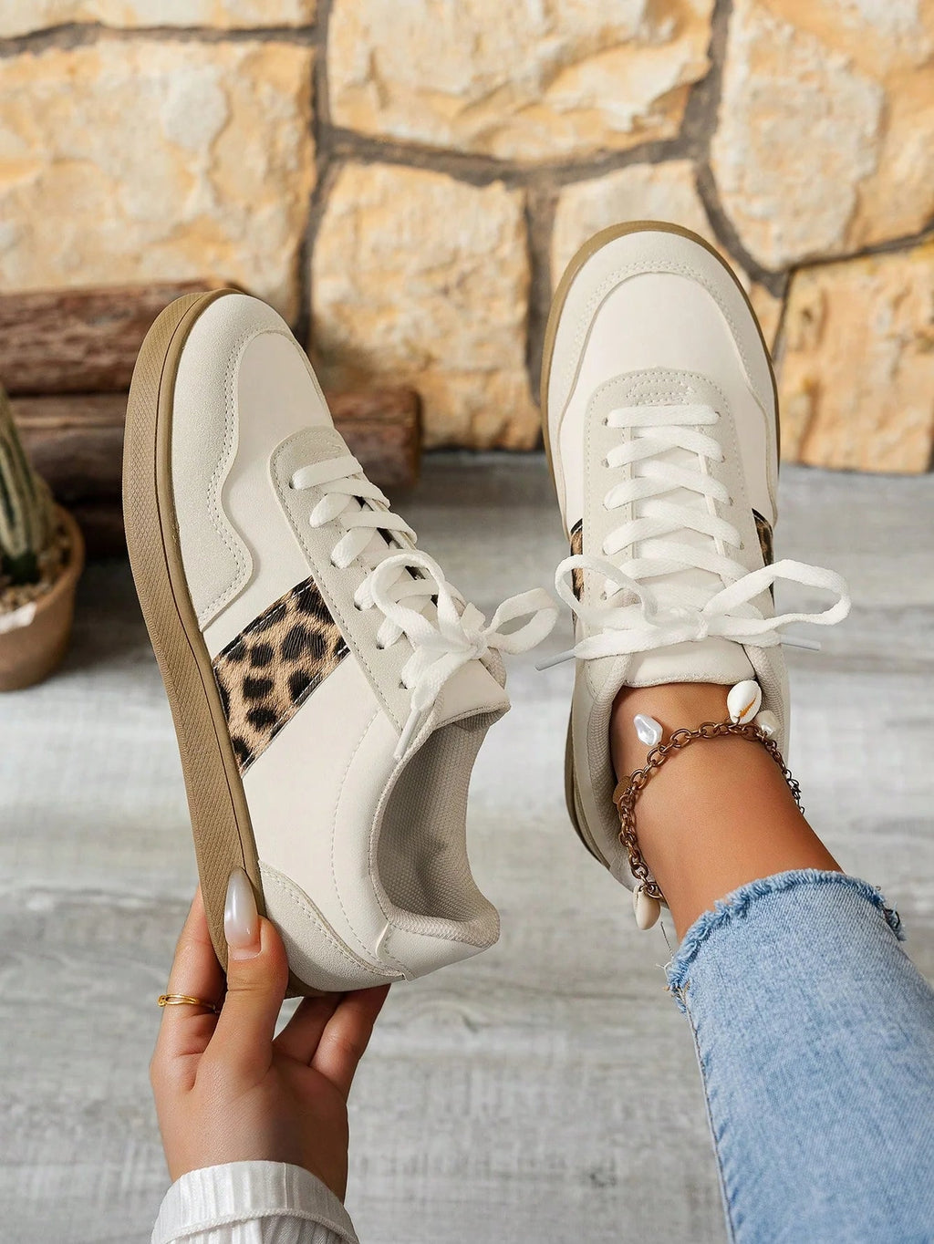 Leoparden-Schuhe: Zeitloses Design & Komfort