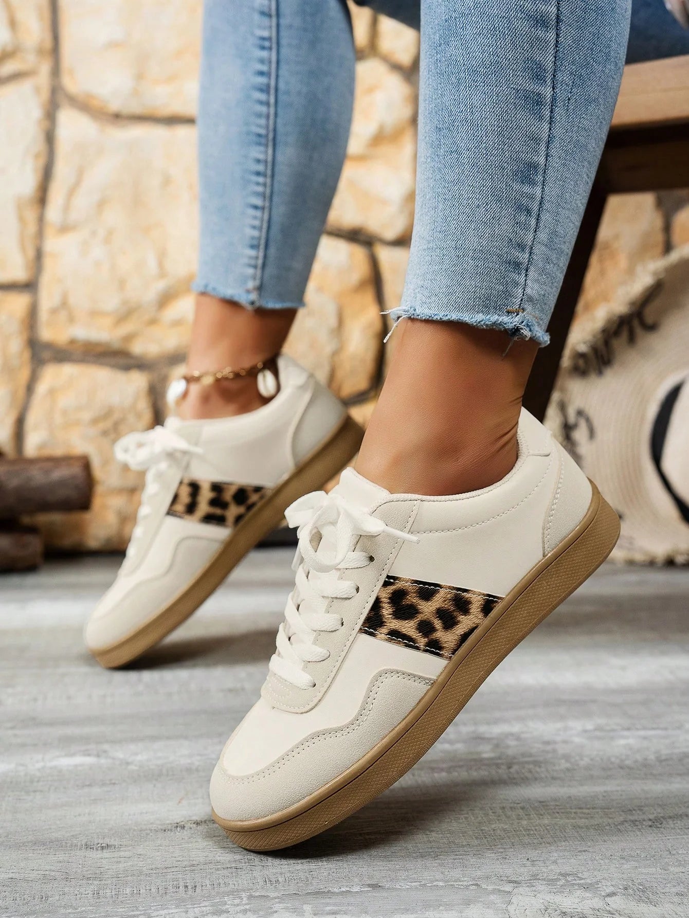 Leoparden-Schuhe: Zeitloses Design & Komfort