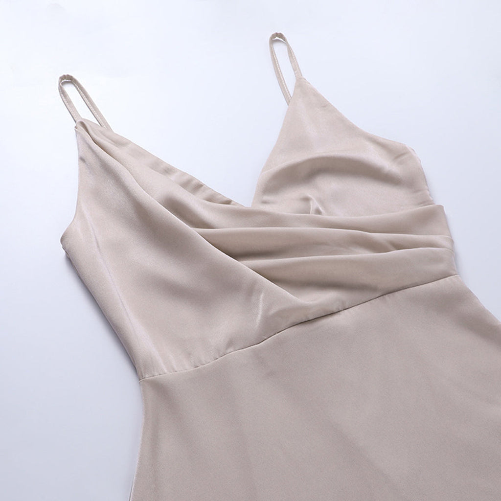 Elegantes Damenkleid: Zeitlos & Schick