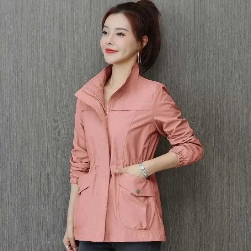 Kurze Damen Sommerjacke - Zeitloses Design