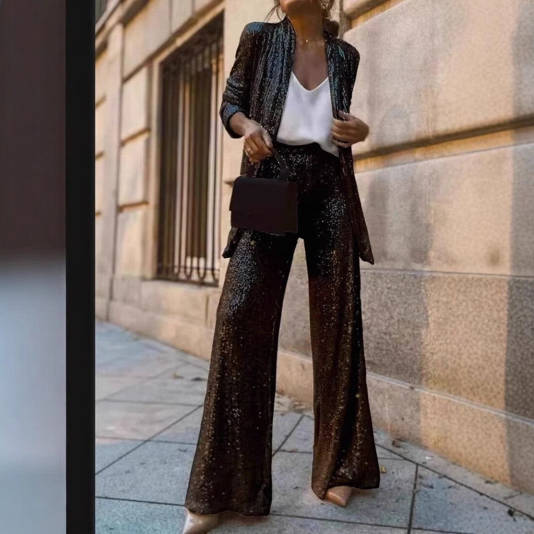 High-Waist Paillettenanzug - Trendiges Design