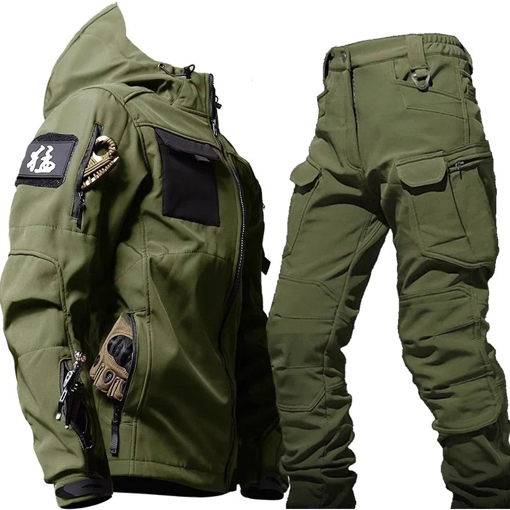 Wasserdichter Thermoanzug Herren mit mehreren Taschen