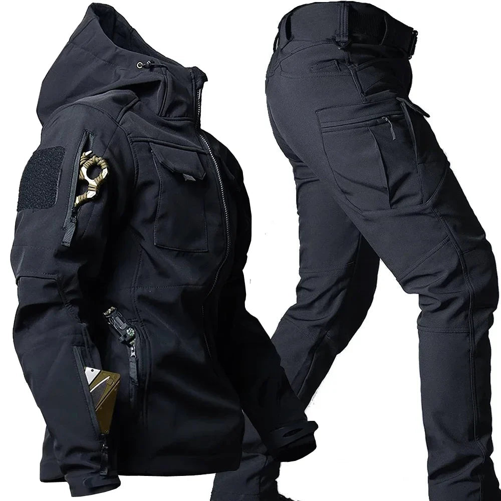 Wasserdichter Thermoanzug Herren mit mehreren Taschen