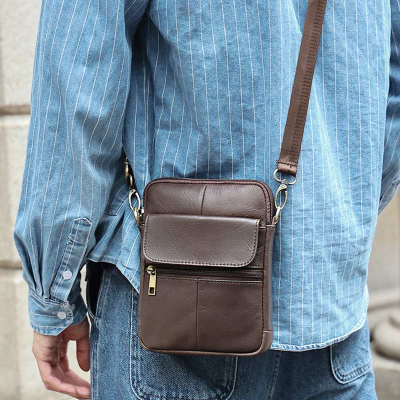 Herren Umhängetasche aus Echtleder - Klein & Elegant