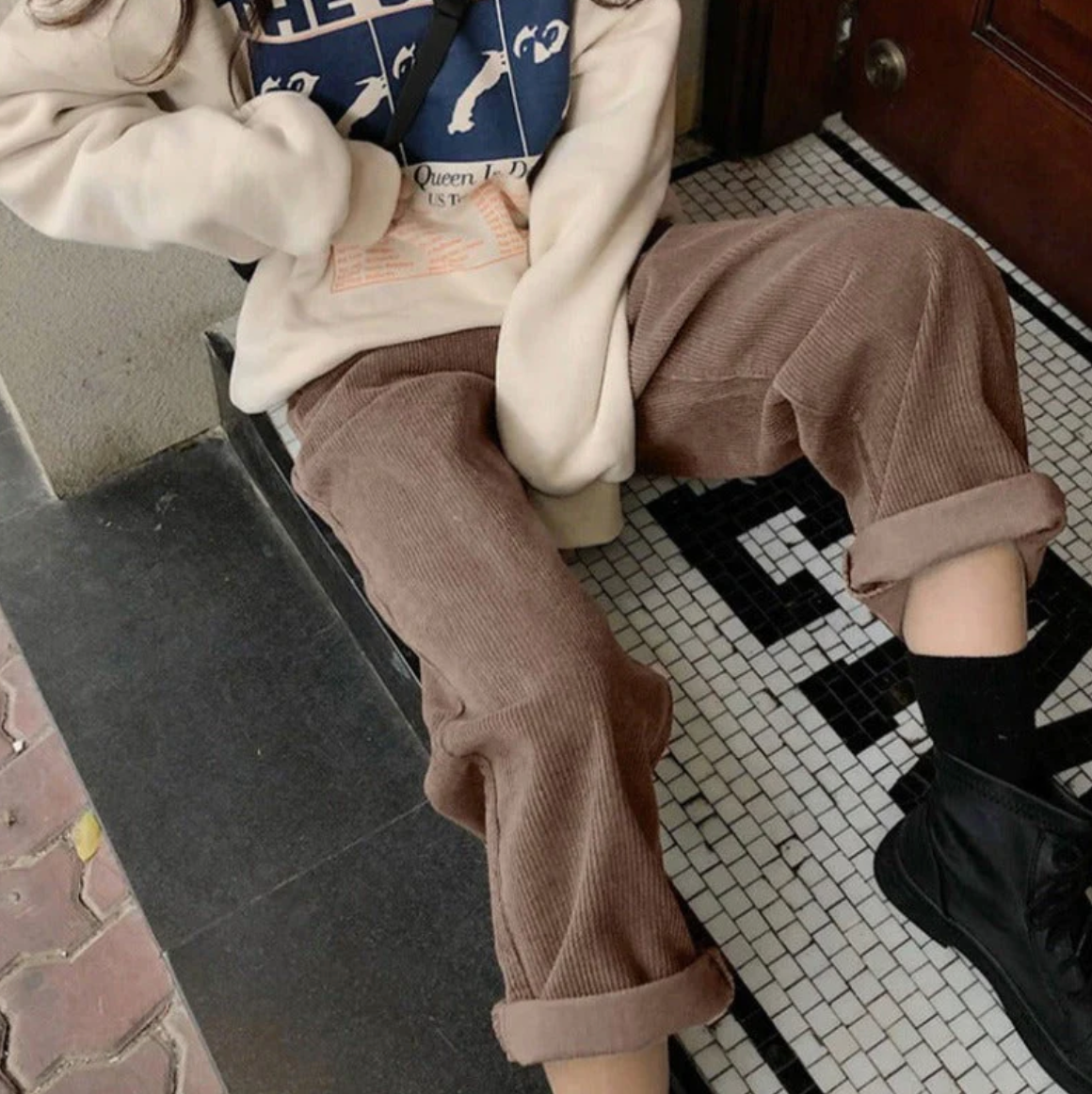 WW Kordhose: Elegante Damenhose für höchsten Komfort und Stil