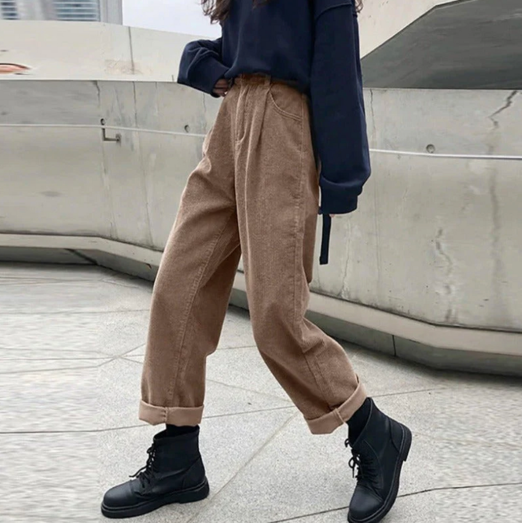 WW Kordhose: Elegante Damenhose für höchsten Komfort und Stil