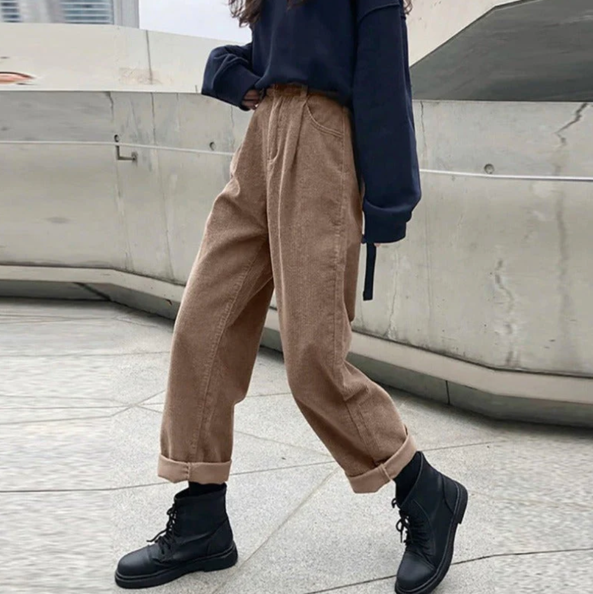 WW Kordhose: Elegante Damenhose für höchsten Komfort und Stil