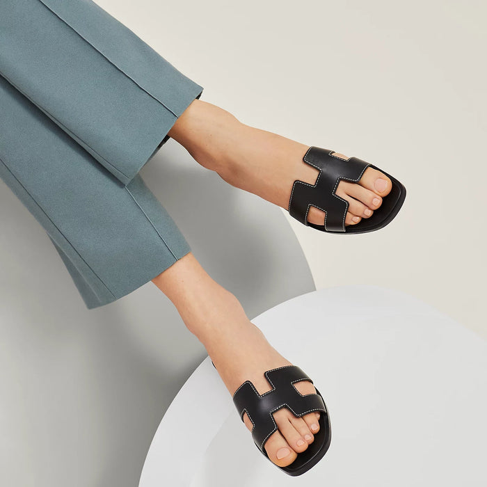 Trendige Leder-Sandalen mit H-Profil