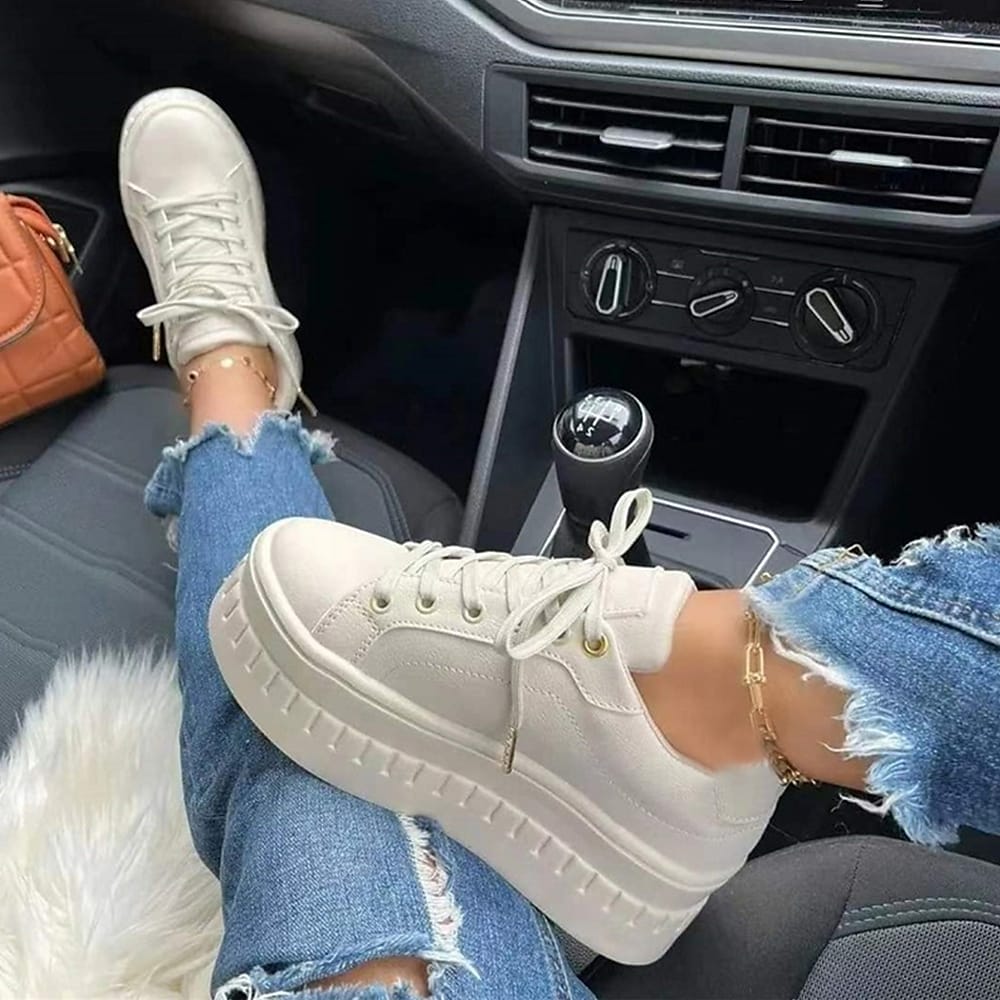 Damen Sneaker mit dicker Sohle und Schnürung
