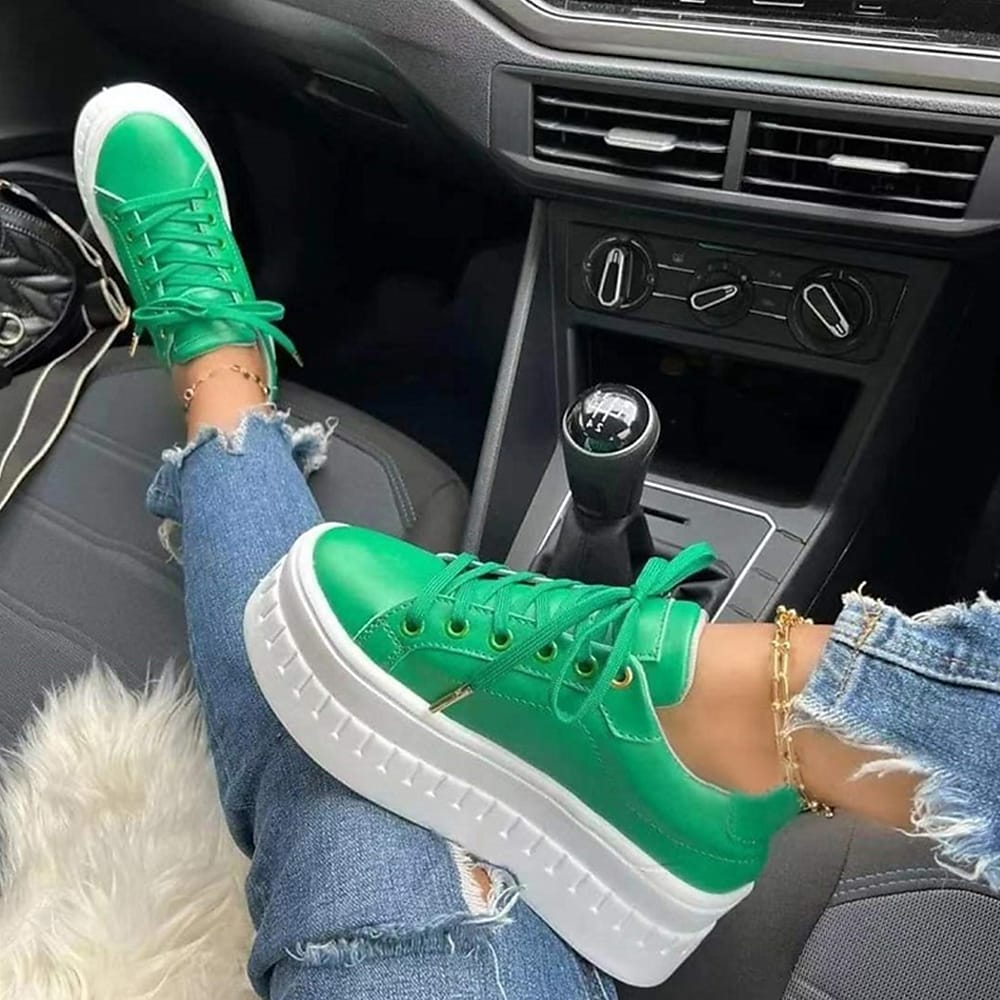Damen Sneaker mit dicker Sohle und Schnürung