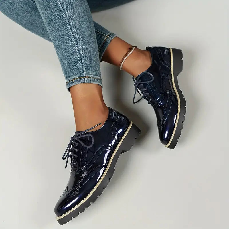 Damenschuhe Oxford Stil mit Chunky Sohle