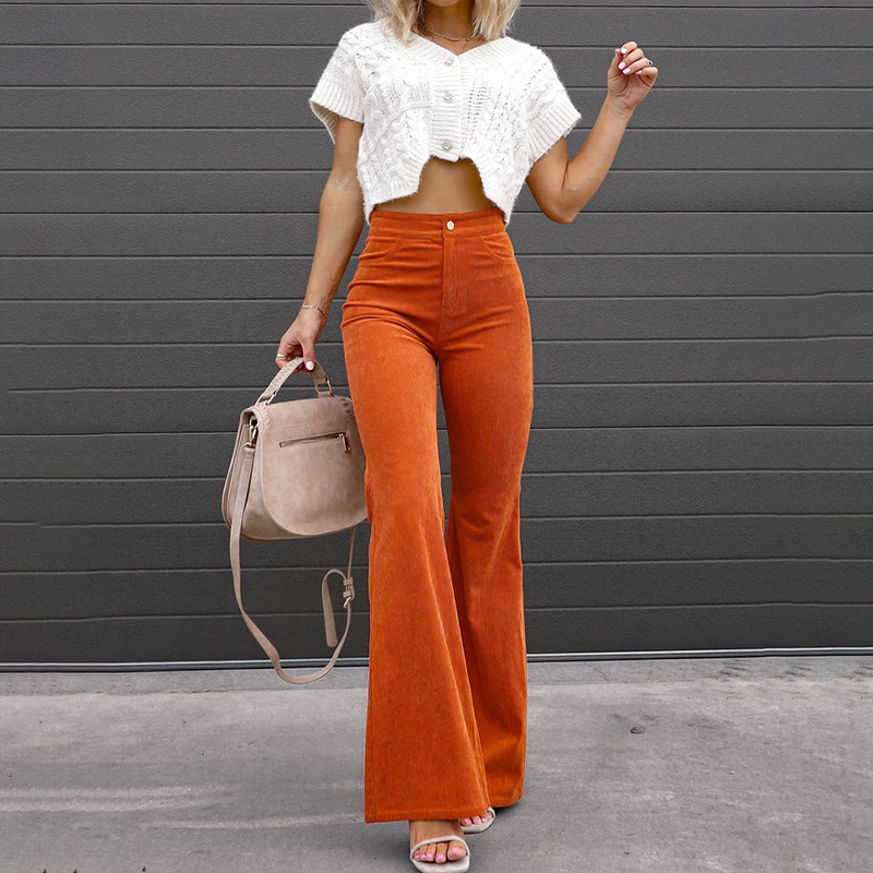 Kurvenbetonte Schlaghose - Elegante Flare Hose