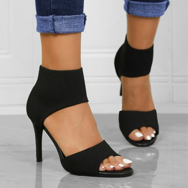 Orthopädische Damenschuhe mit eleganten Absätzen