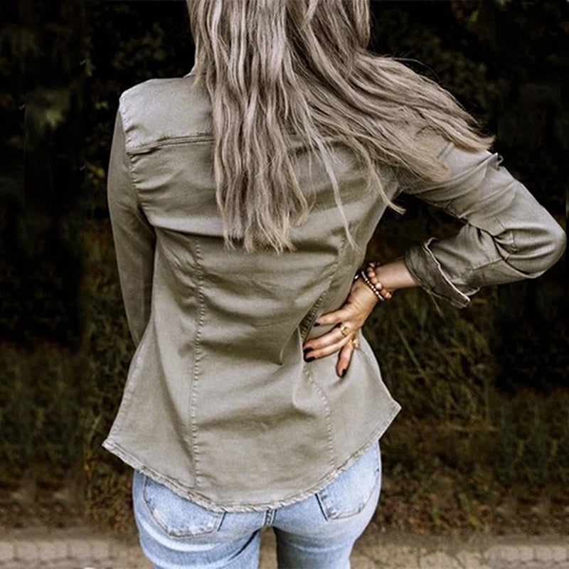 Modische Damen Jeansjacke: Denim Outfit für jeden Anlass