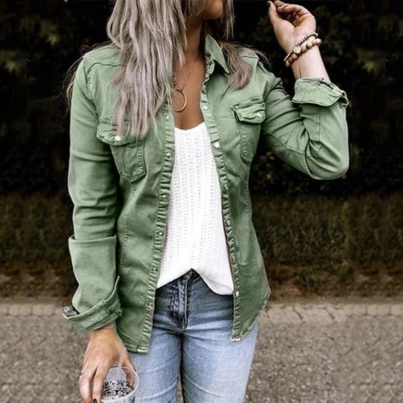 Modische Damen Jeansjacke: Denim Outfit für jeden Anlass