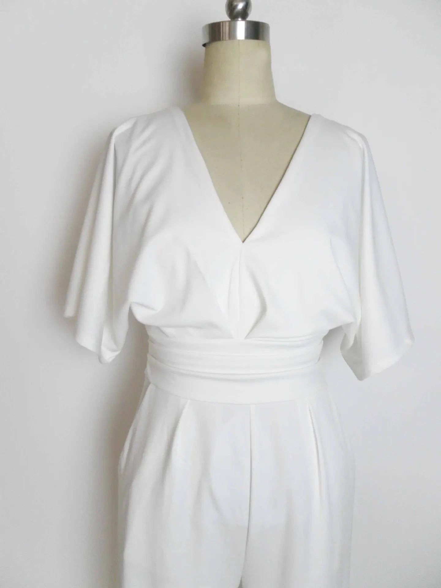 Eleganter V-Ausschnitt Jumpsuit mit weiten Beinen