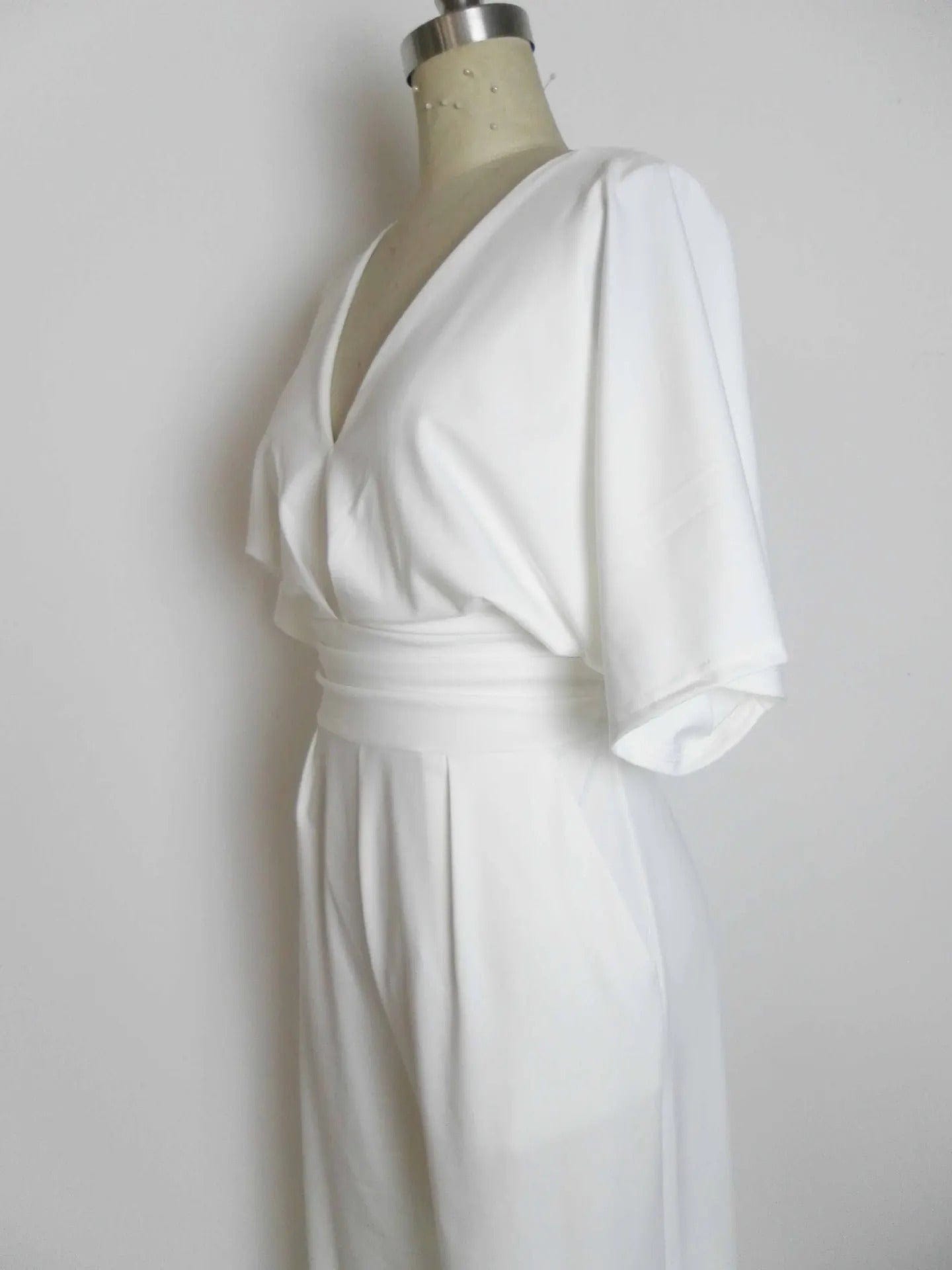 Eleganter V-Ausschnitt Jumpsuit mit weiten Beinen
