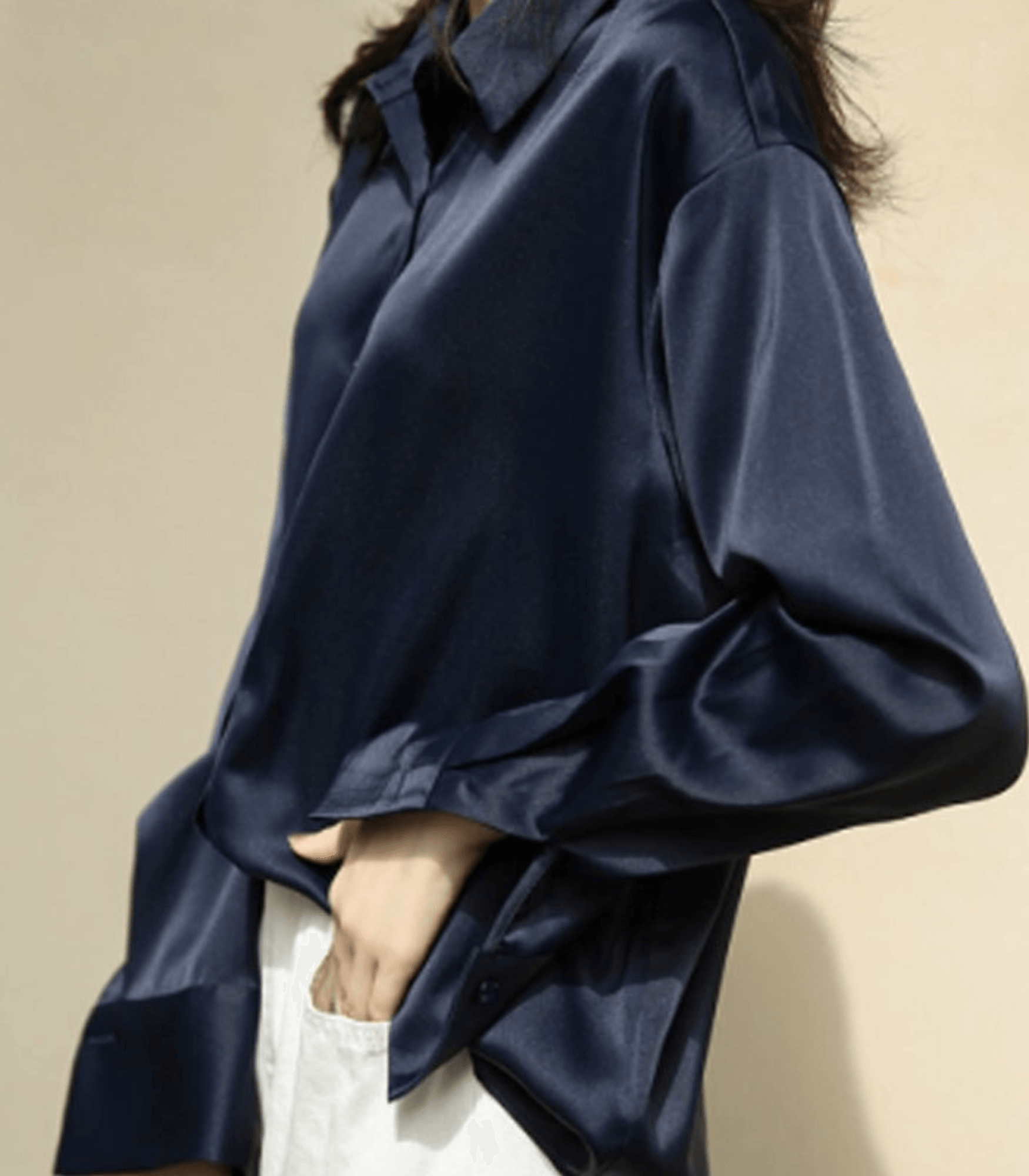 Geknöpfte Satin-Seidenbluse