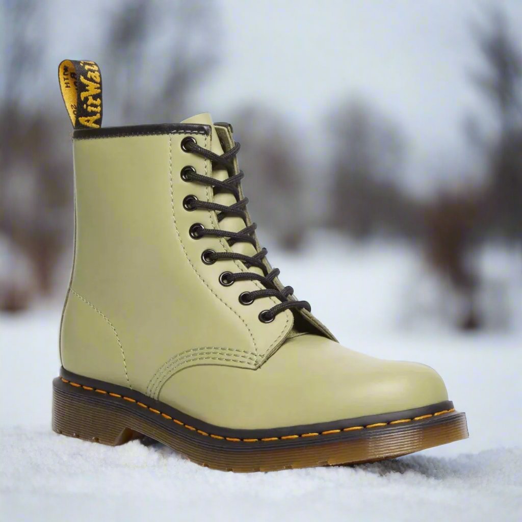 Klassische Schnürstiefel aus Eco-Leder