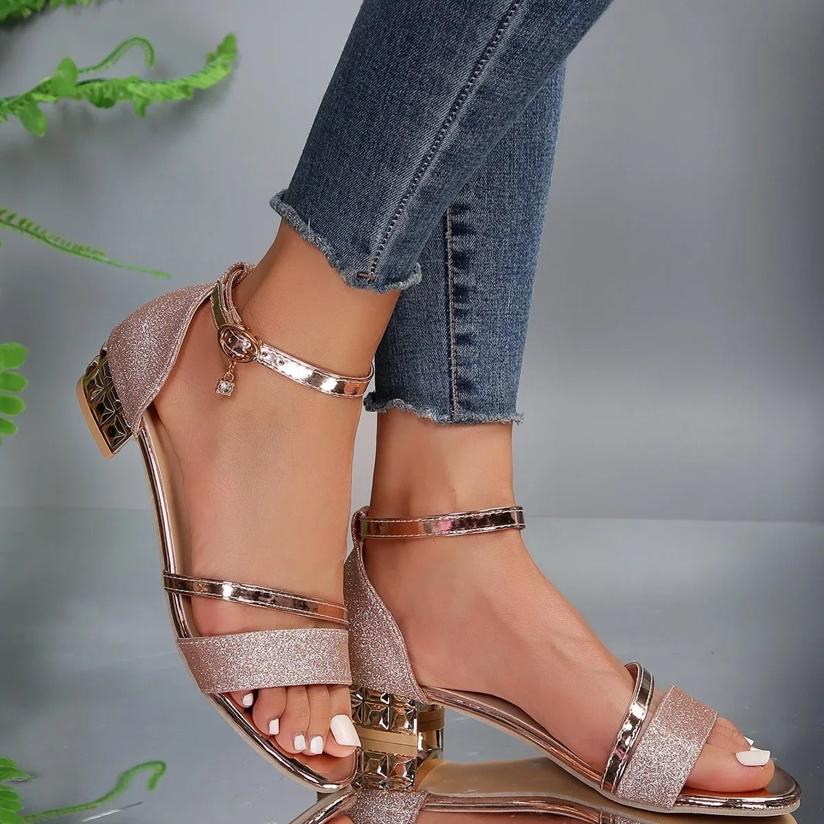 Damen Orthopädische Sommersandalen mit Komfortfußbett