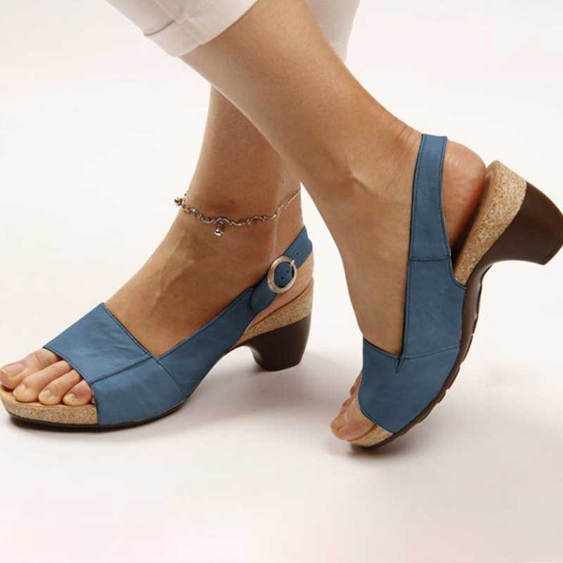 Orthopädische Absatzsandalen mit Komfort und Stil