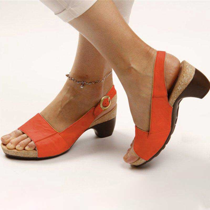 Orthopädische Absatzsandalen mit Komfort und Stil