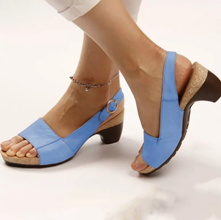 Orthopädische Absatzsandalen mit Komfort und Stil