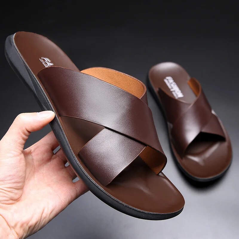 Lässige Ledersandalen mit rutschfester Sohle