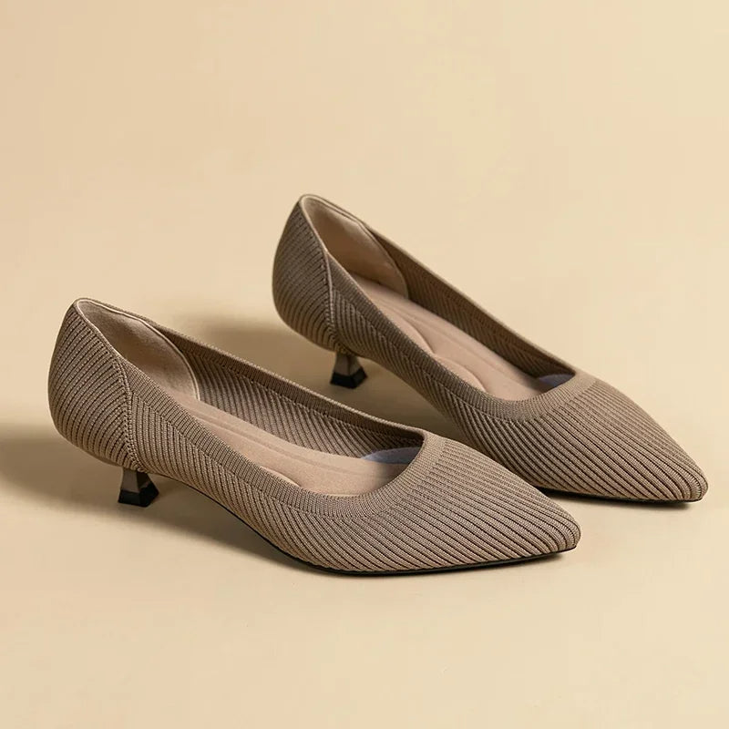 Orthopädische Absatzsandalen mit Fußgewölbestütze