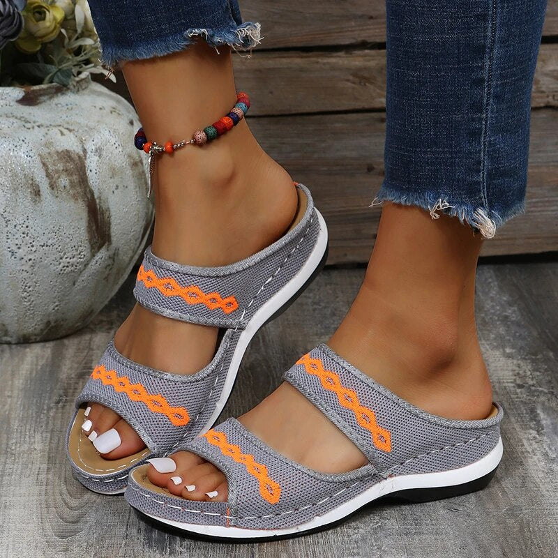 Orthopädische Damensandalen – Sommerlicher Komfort & Style