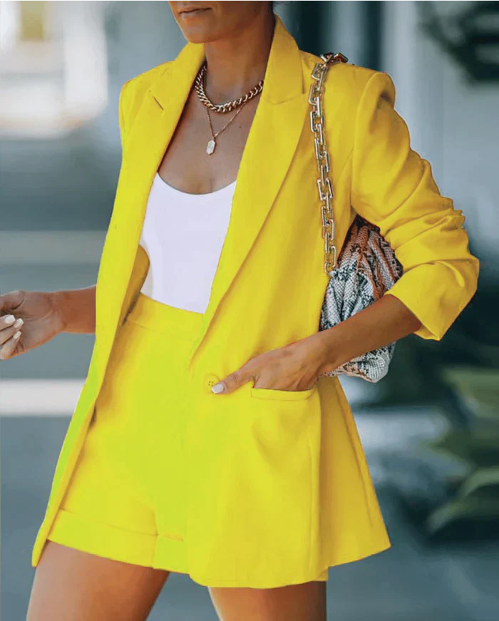 Blazer & Shorts Set: Bequem, Stilvoll & Schick