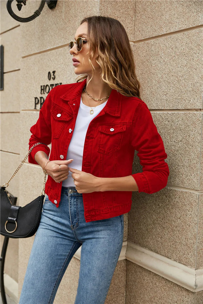 Damen Jeansjacke: Zeitloses Design & Komfort