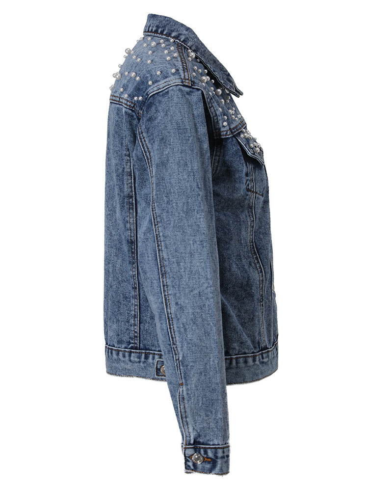 Jeansjacke mit Perlenverzierung