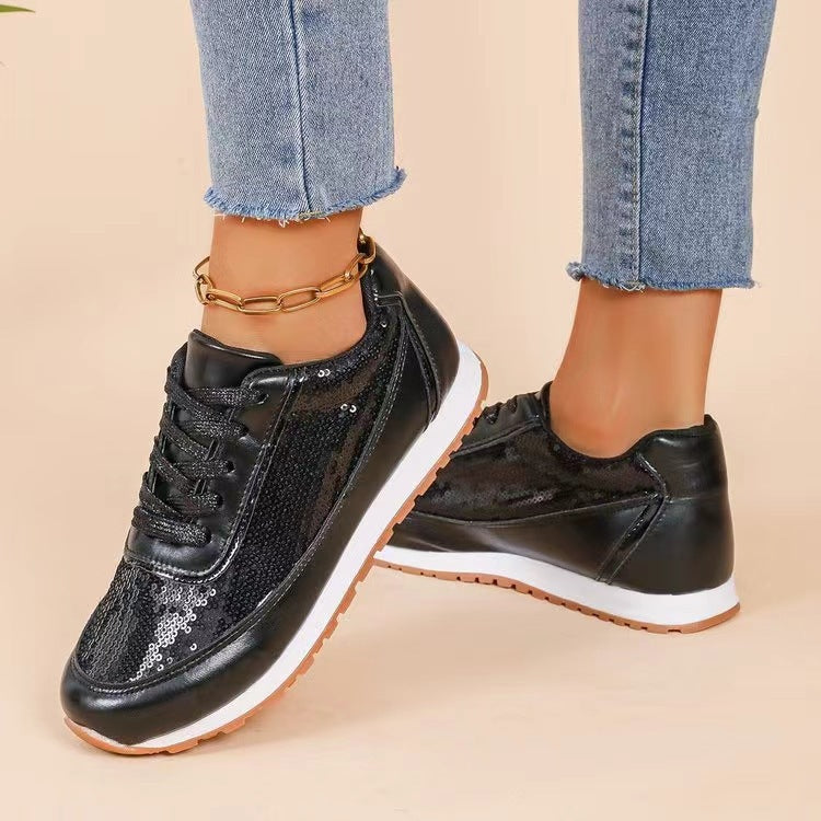 Damen Sneaker mit schimmerndem Obermaterial und rutschfester Sohle