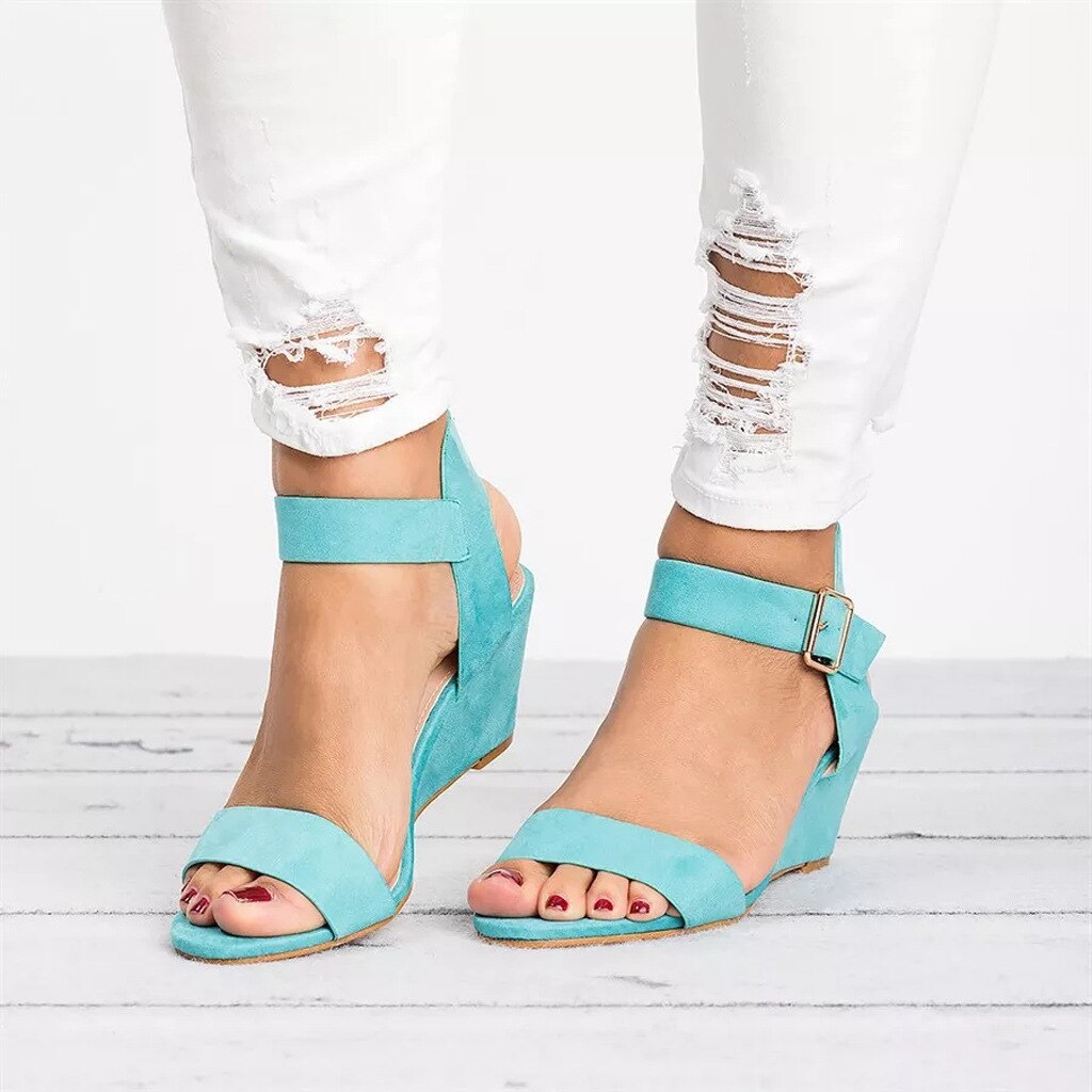 Damensandalen mit Absatz - bequem und stilvoll