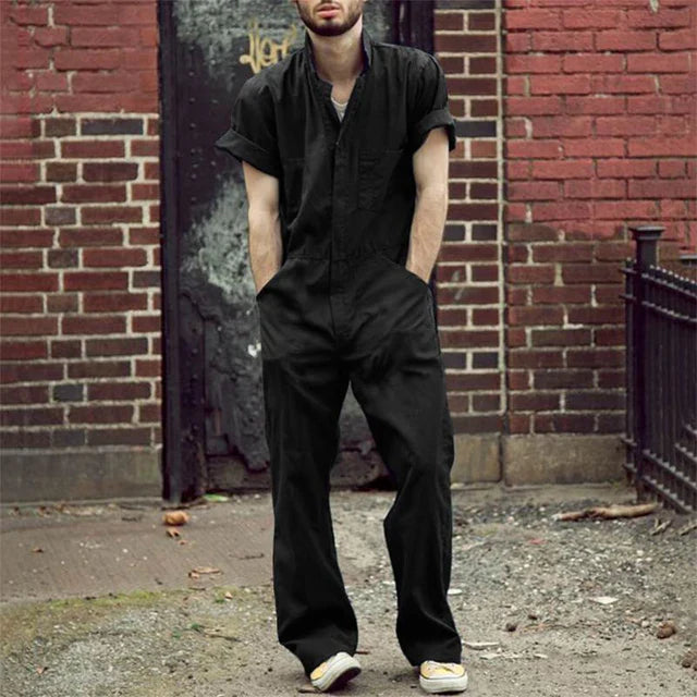 Einfarbiger Herren-Jumpsuit: Modern, lässig & funktional
