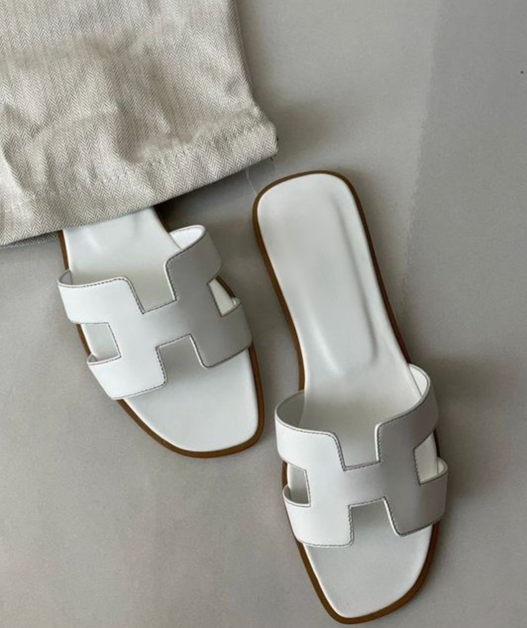 Elegante Slipper-Sandalen für den Sommer