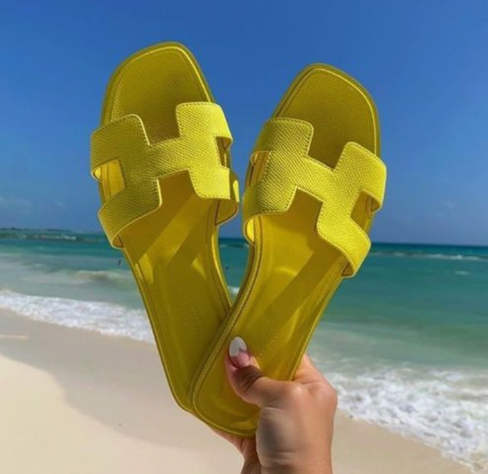 Elegante Slipper-Sandalen für den Sommer