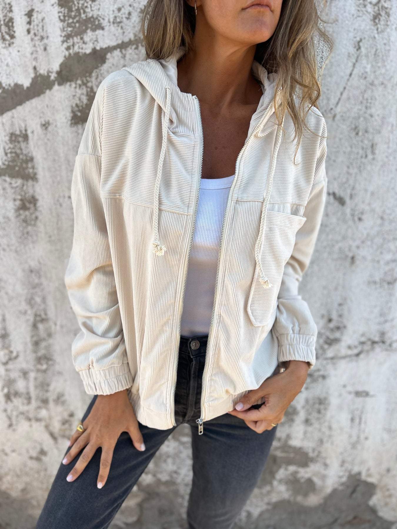 Cordjacke mit Reißverschluss - Stilvoll & bequem