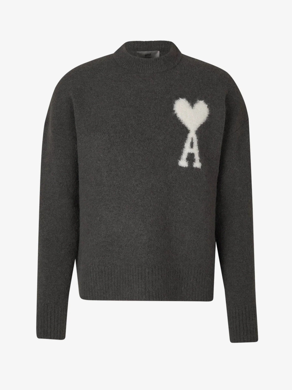 Modischer Herz-Pullover: Zeitloses Design & Komfort