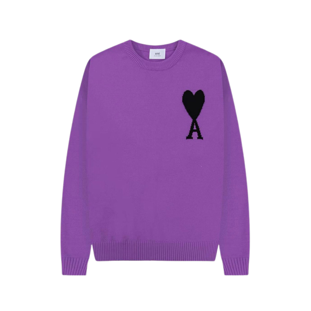 Modischer Herz-Pullover: Zeitloses Design & Komfort