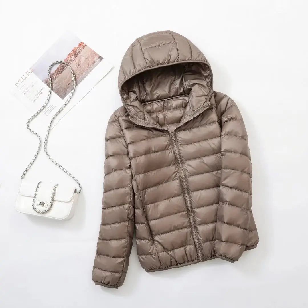 Wende-Daunenjacke: Leichte, warme & figurbetonte Winterjacke
