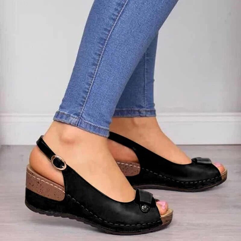 Orthopädische Absatzsandalen mit Komfort und Eleganz